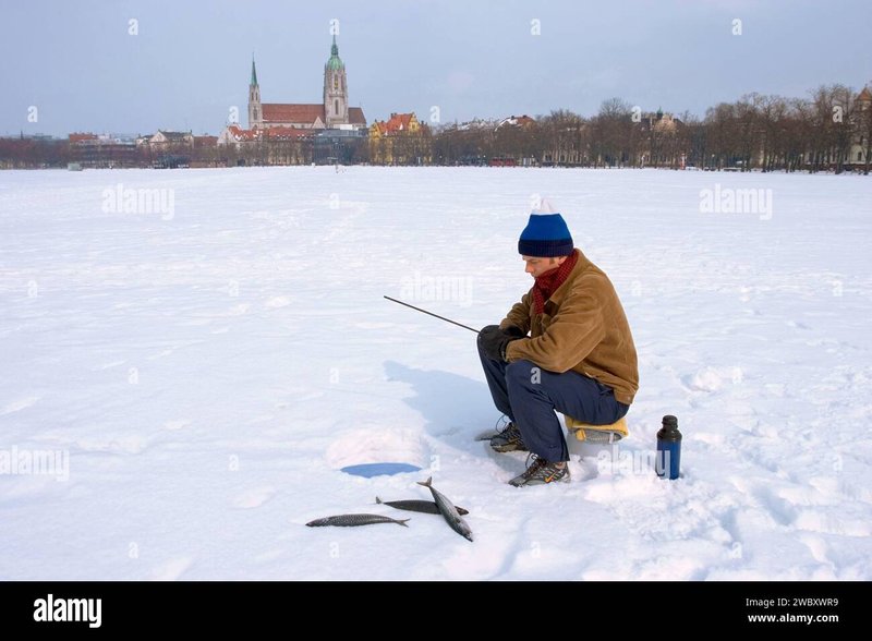 Germany - ice fishing game online